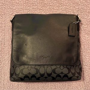 Coach Charles Signature Messenger Bag